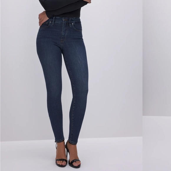 Good American Good Legs Skinny Jeans - Picture 2 of 8